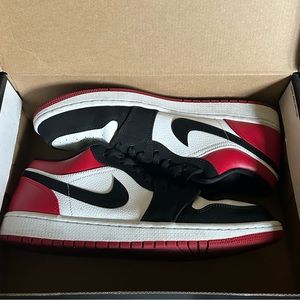 AIR JORDAN 1 LOW 11.5 WITH BOX